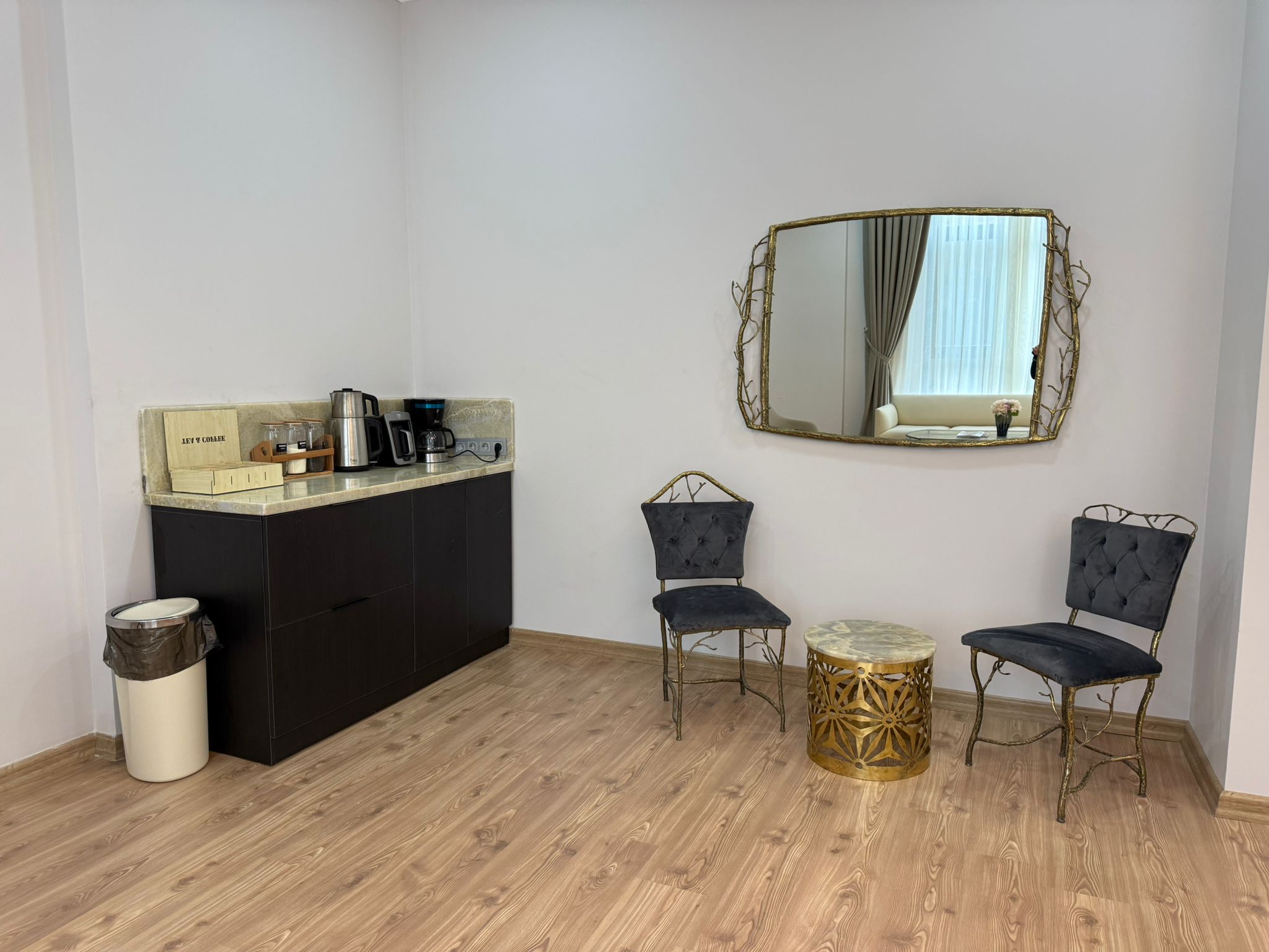 WhatsApp Image 2025-12-04 at 17.42.56